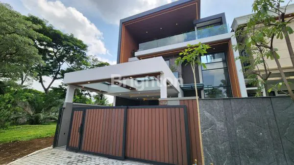image BRAND NEW HOUSE WOODLAND CITRALAND 3 LANTAI, PRIVATE LIFT & SMART HOME SYSTEM (1)