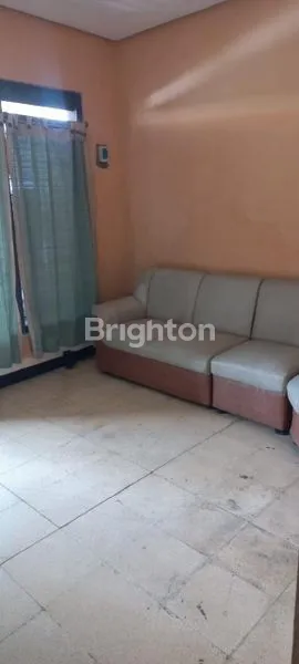 image RUMAH TENGAH KOTA, COCOK UNTUK USAHA KOS-KOSAN (2)