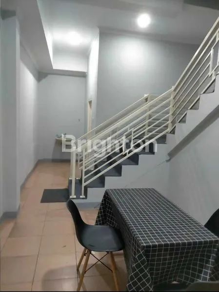 image RUKO 3LT FULL BETON LOKAEI STRATEGIS HADAP JALAN TEUKU UMAR PUSAT KOTA (4)