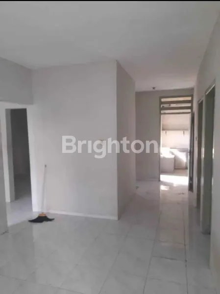 image RUMAH SIAP HUNI 3KT DI SAWOJAJAR, LT 135M² (3)