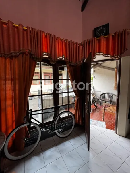 image RUMAH 2 LANTAI BPK III KEBON JERUK JAKARTA BARAT (2)