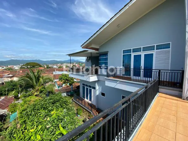 image RUMAH 2LANTAI VIEW LAUT DAN KOTA BANDAR LAMPUNG DI TELUK BETUNG UTARA (7)