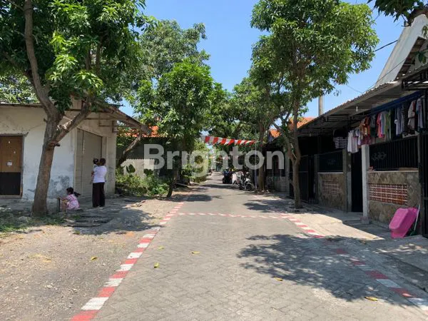 image RUMAH TERAWAT MURAH HITUNG TANAH, LEBAR 20, SAMBIKEREP DEKAT TAMAN RUSA & CITRALAND, SURABAYA BARAT\\\\N (2)