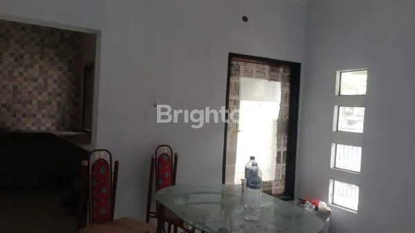 image RUMAH 2 LANTAI BARU RENOVASI LOKASI STRATEGIS 5 MENIT KE AIS INTERNASIONAL SCHOOL  DI KAWASAN P GALANG PEMOGAN DENPASAR SELATAN (5)