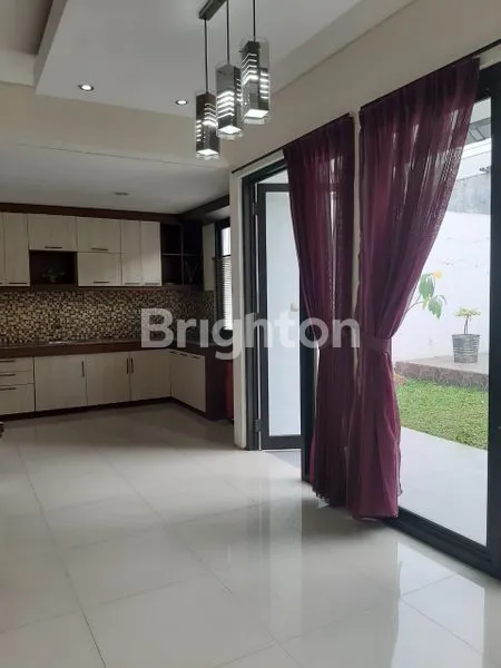 image RUMAH SEWA MEWAH 4KT DI VASSAWOOD, CIKARANG (3)