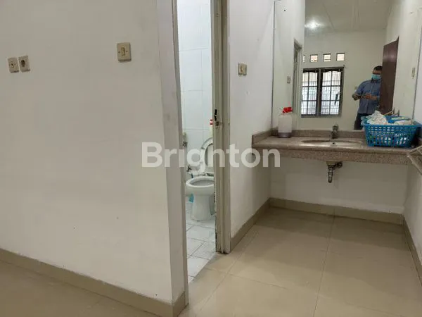 image DIJUAL RUMAH TAMAN KOTA JAKARTA BARAT – BEBAS BANJIR, AKSES 2 ARAH\N (5)