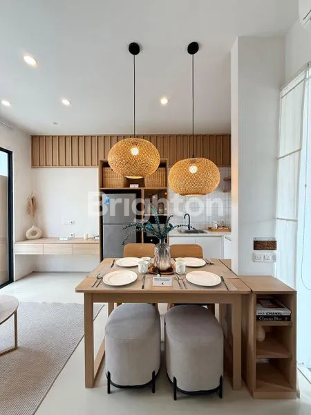 image RUMAH 2 LANTAI BARU GRESS DEKAT WIGUNA TAMAN GUNUNG ANYAR TAMBAK OSO JUANDA PONDOK TJANDRA MERR (5)