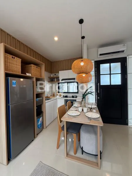 image RUMAH 2 LANTAI BARU GRESS DEKAT WIGUNA TAMAN GUNUNG ANYAR TAMBAK OSO JUANDA PONDOK TJANDRA MERR (3)