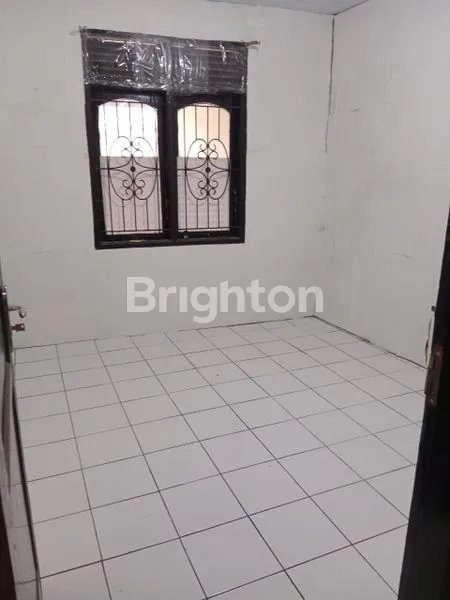 image RUMAH 2 LANTAI DI CULDESAC, DEKAT SUMMARECON BANDUNG (4)