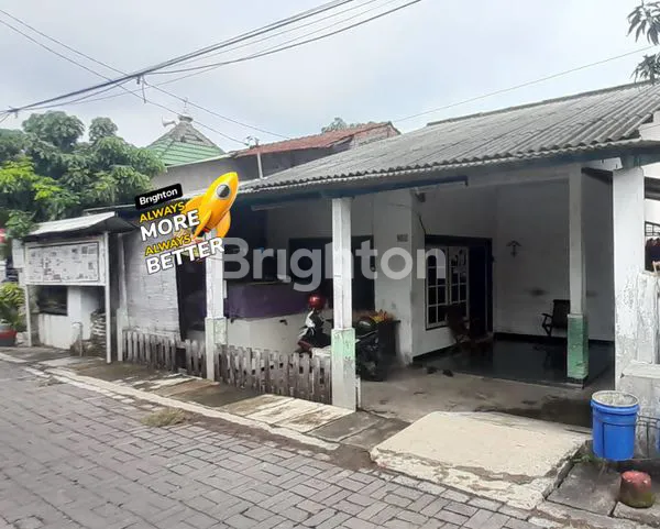 image RUMAH LAMA TENGAH KOTA  STRATEGIS DEKAT BANDARA A.YANI SEMARANG BARAT (1)