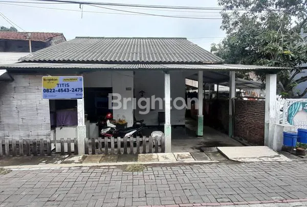 image RUMAH LAMA TENGAH KOTA  STRATEGIS DEKAT BANDARA A.YANI SEMARANG BARAT (2)