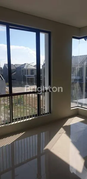 image RUMAH SIAP HUNI DI NORTH WEST HILL, SURABAYA (1)