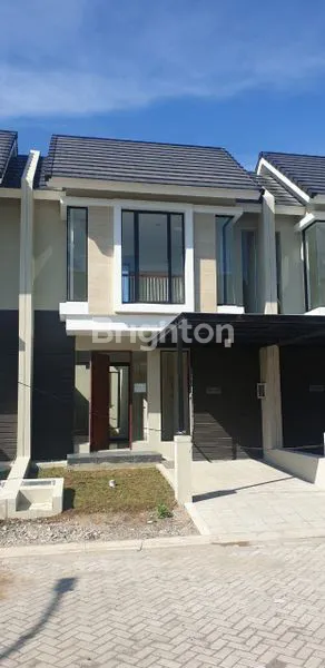 image RUMAH SIAP HUNI DI NORTH WEST HILL, SURABAYA (2)