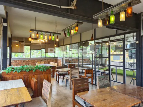 image RUANG USAHA EX CAFE DI DAERAH ELITE SEMARANG ATAS (7)