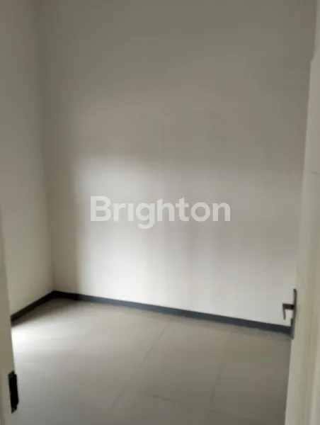 image RUMAH DE NAILA VILLAGE GRESIK (5)