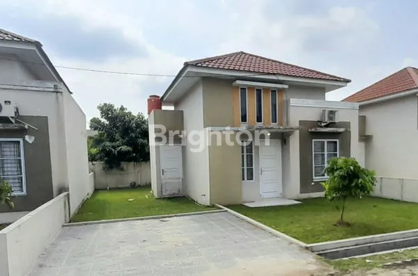 image RUMAH CLUSTER 42/180 DI JL. GADING MARPOYAN RAYA_ PERUM VILLA MARPOYAN PERMAI, DEKAT RS & BANDARA SERTA SMK PERTANIAN KOTA PEKANBARU. (1)