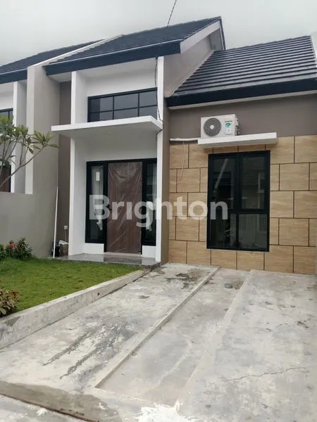 image RUMAH MEPET SURABAYA TIMUR,  CICILAN 1 JUTAAN (2)
