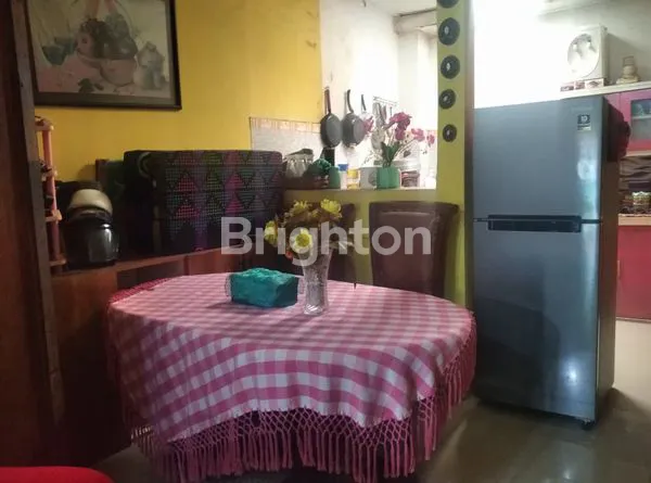 image RUMAH STRATEGIS DI PERUMAHAN TRIANA, HARGA TERJANGKAU (7)