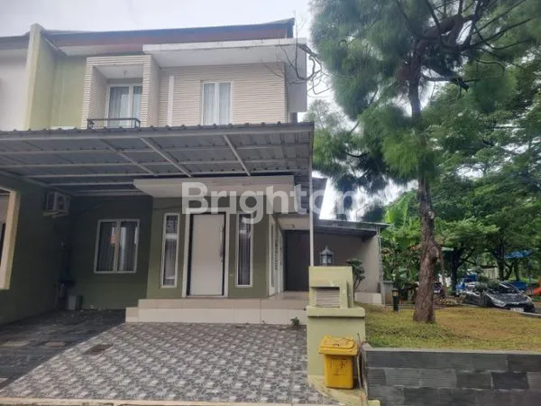 image RUMAH HOEK SIAP HUNI, LINGKUNGAN AMAN 1 GATE SYSTEM (2)