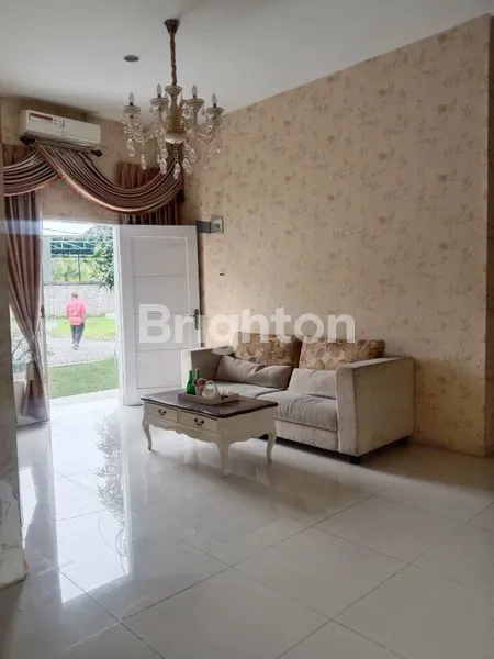 image RUMAH CANTIK 2 LT. SIAP HUNI (6)