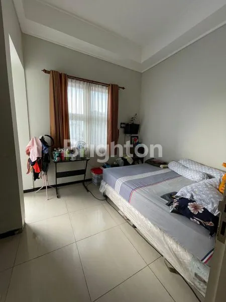 image RUMAH 2 LANTAI DI FLORENCE PAKUWON, 4KT 4KM (4)