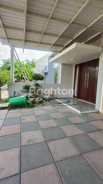 image RUMAH 2 LANTAI – PERUMAHAN GREENLAND KEDIRI (2)