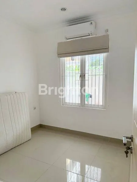 image RUMAH 1 LANTAI WIGUNA BAGUS MINIMALIS SIAP HUNI DEKAT MERR AKSES TOL JUANDA, RUNGKUT, PURIMAS (5)