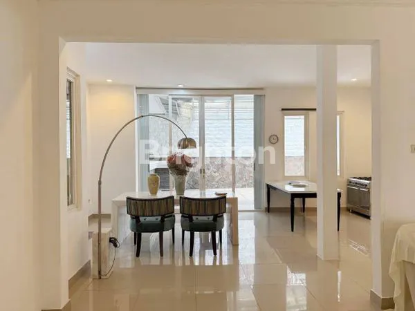 image RUMAH 1 LANTAI WIGUNA BAGUS MINIMALIS SIAP HUNI DEKAT MERR AKSES TOL JUANDA, RUNGKUT, PURIMAS (3)