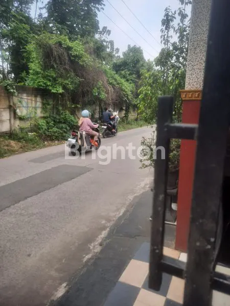 image DIJUAL RUMAH BU, LOKASI STRATEGIS PINGGIR JALAN DI LEGOK (1)