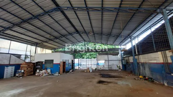 image GUDANG PINGGIR JALAN DI BUARAN PLN CIKOKOL TANGERANG (5)