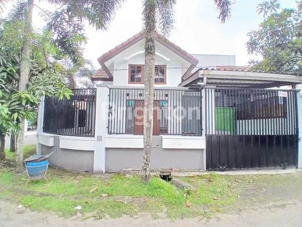 image HUNIAN NYAMAN 5 KAMAR GRIYA SHANTA MALANG (1)