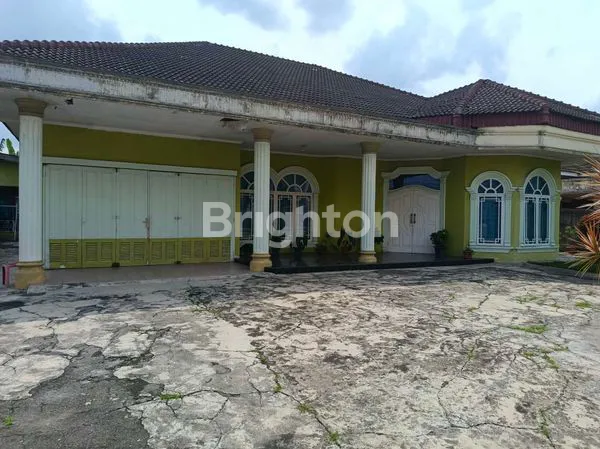 image RUMAH CANTIK SIAP HUNI DI TEMPAT STRATEGIS (1)