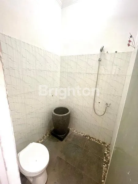 image RUMAH 2 LANTAI AREA SAWOJAJAR GANG2  (2)