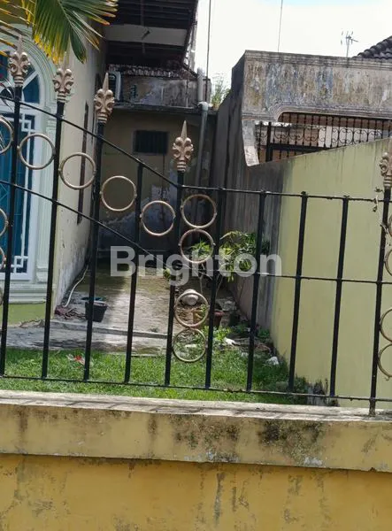 image RUMAH CANTIK SIAP HUNI DI TEMPAT STRATEGIS (4)