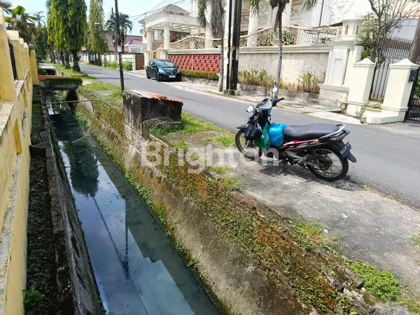 image RUMAH CANTIK SIAP HUNI DI TEMPAT STRATEGIS (6)