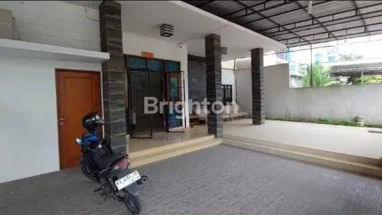 image RUMAH STRATEGIS DI JL PM NOOR, FULL FURNISH & SIAP HUNI (1)