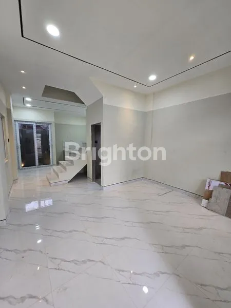 image KRAKATAU LUXE (2)