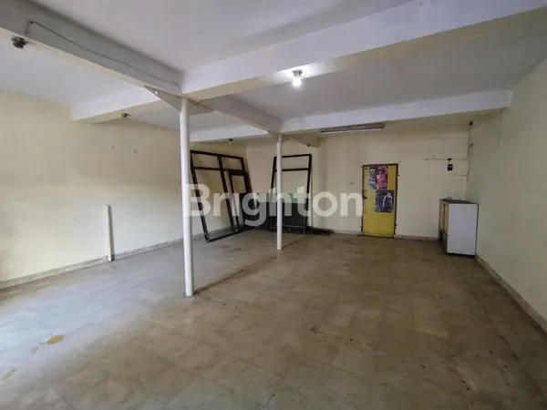 image RUKO 2 LANTAI STRATEGIS DI JALAN DIPONEGORO, KOTA BATU, HANYA SELANGKAH DARI ALUN-ALUN KOTA WISATA BATU (7)