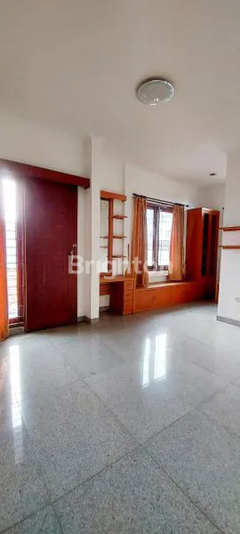 image HUNIAN NYAMAN LT 545M² DI JL. LUMBA LUMBA, RAWAMANGUN (8)