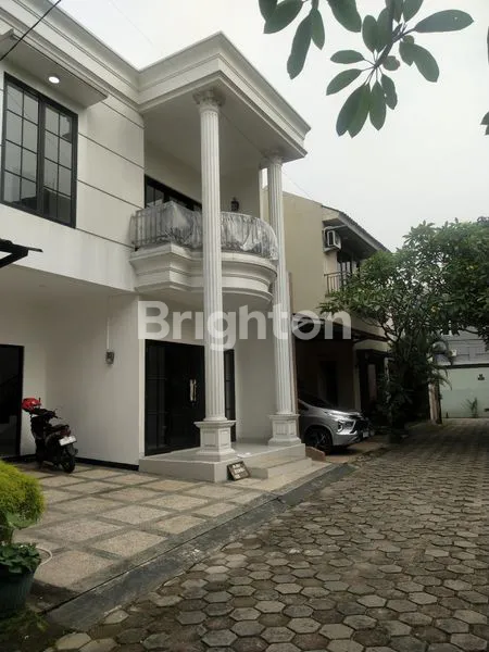 image RUMAH BARU DENGAN DESAIN MODEREN  (8)