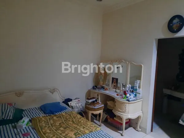 image RUMAH STRATEGIS DI JL. TENGGIRI, LT 299M² (2)