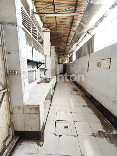 image RUANG USAHA STRATEGIS PUSAT KOTA SOLO  (8)