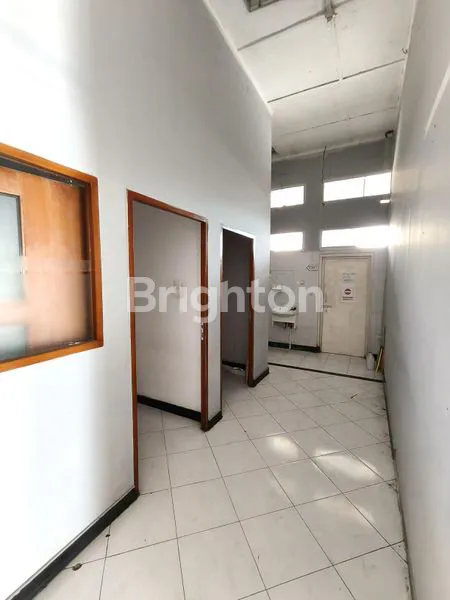 image RUANG USAHA STRATEGIS PUSAT KOTA SOLO  (7)