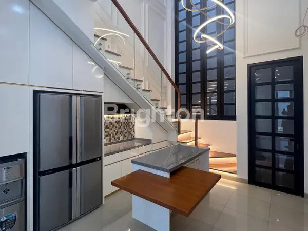image RUMAH BARU FULL FURNISHED DI JAKASETIA, BEKASI SELATAN (5)