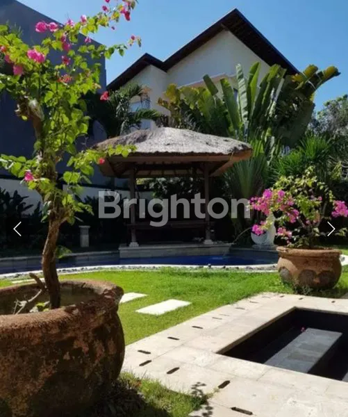 image RUMAH MEWAH SIAP HUNI DI MUMBUL, LT 430M² (8)