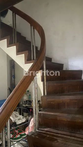 image RUMAH SIAP HUNI DI JAKARTA SELATAN, DEKAT SEKOLAH & MALL (3)