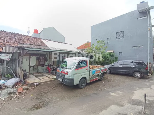 image TANAH MURAH 300M2 DI CIPUTAT - DEKAT STASIUN JURANGMANGU & BINTARO EXCHANGE - HITUNG TANAH SAJA (1)