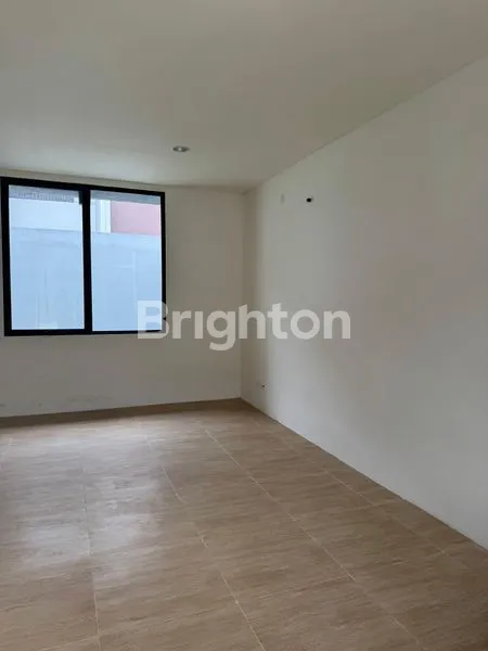 image RUMAH DI SEWA SIAP HUNI PARK SERPONG TANGERANG (3)