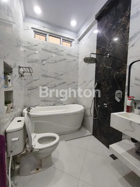 image LUXURY HOME ROYAL RESIDENCE CAKUNG,PRIVATE POOL NEGO CANTIK. (8)