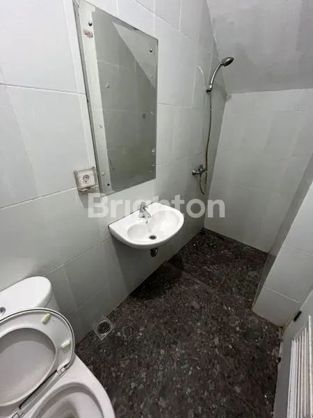 image RUMAH DI GREENWICH PARK BSD SEMI FURNISHED (6)